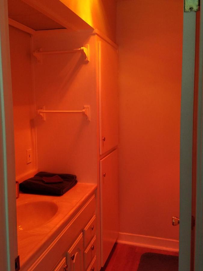 Woodland Hills Best Priced Room Лос-Анджелес Экстерьер фото