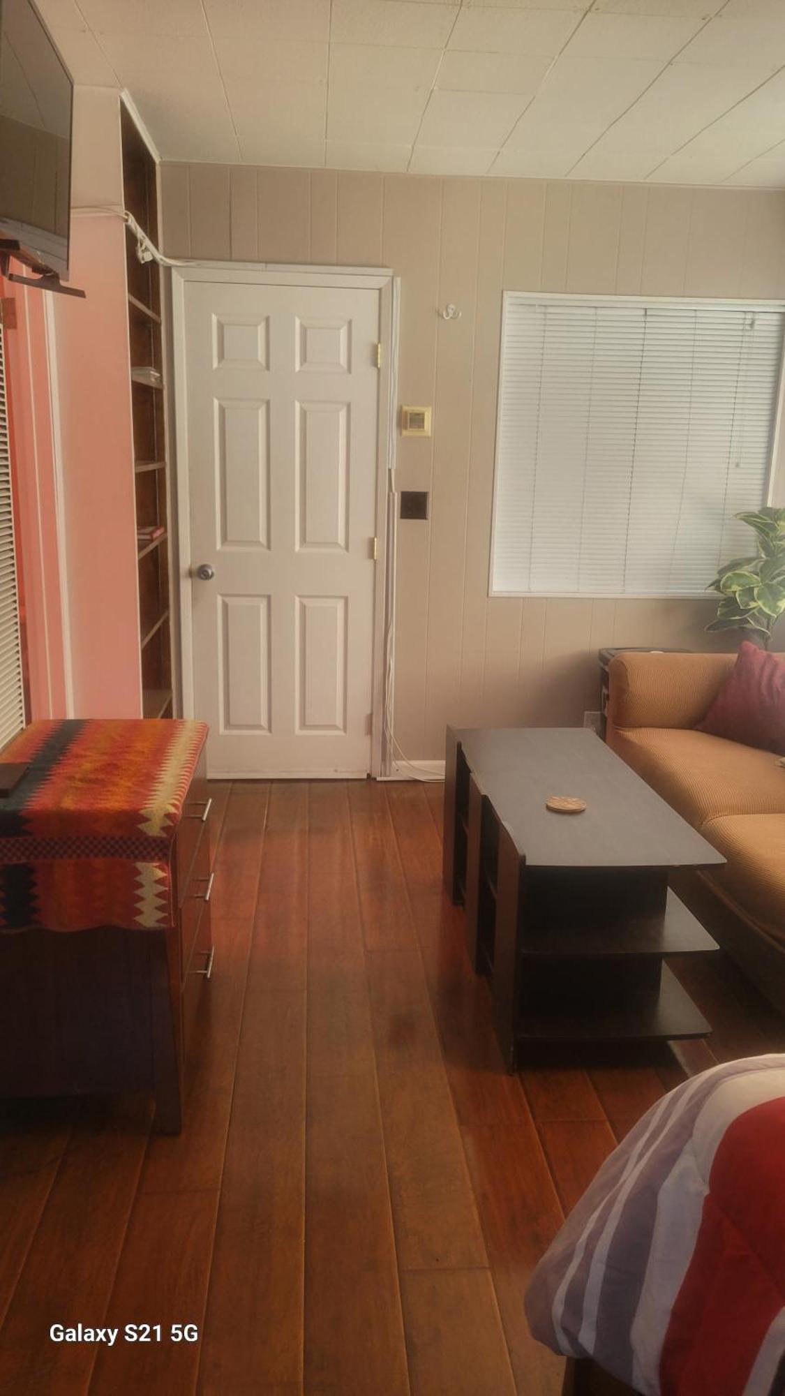 Woodland Hills Best Priced Room Лос-Анджелес Экстерьер фото